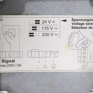 uwt-RN3004-WGRN3-LGRN3D-rotary-paddle-level-switch-(Used)-3