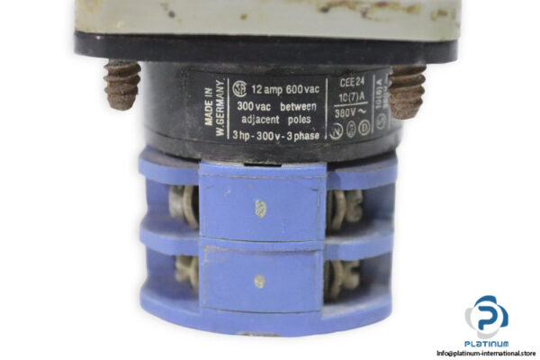 kraus-naimer-C10-rotary-cam-switch-(Used)-1