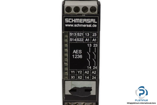 schmersal-AES1236-safety-monitoring-module(used)-1