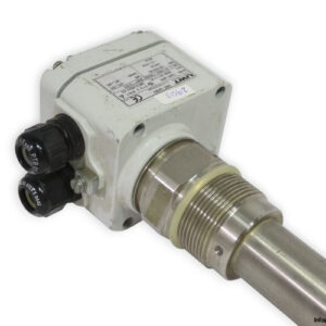 uwt-RN3004-WGRN3LGRN3D-rotary-paddle-level-switch-(Used)-1