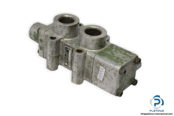 maskin-ab-tube-V3_9-directional-control-valve-(used)