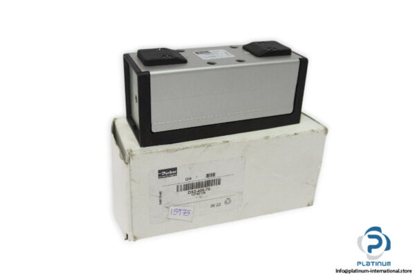 parker-DX2-406-70-double-solenoid-valve-(new)-(carton)