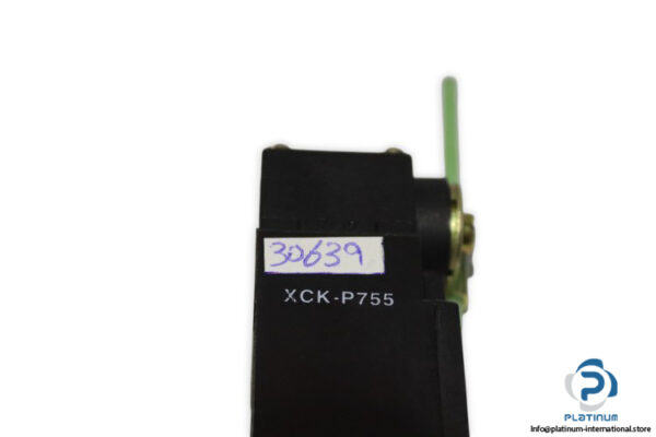 telemecanique-xck-p755-safety-switch(used)-3