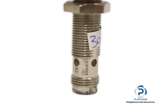 omron-e2a-m12ks04-m1-b1-inductive-sensor(used)-3