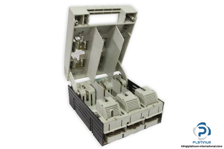 siemens-3NP-427-switch-disconnector-(New)-1