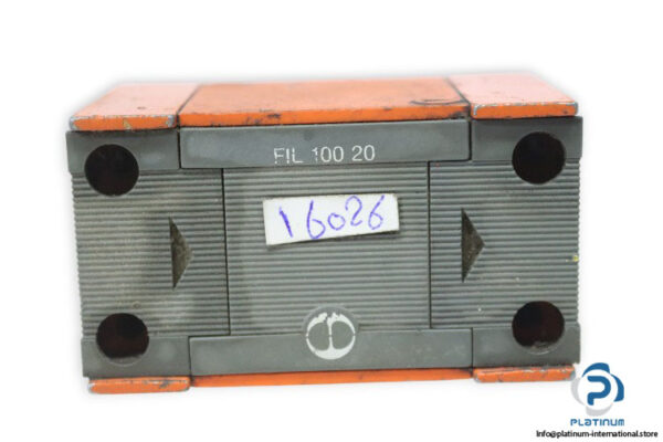 metal-work-FIL-100-20-filter-regulator-(used)-1