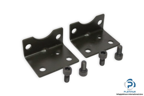 smc-L50-foot-bracket-mounting-(new)