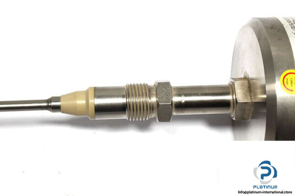 negele-nsk-157_0700-continuous-level-sensor-4