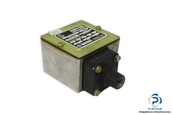 barksdale-E1H-H250-0.69_17bar-pressure-switch-(new)