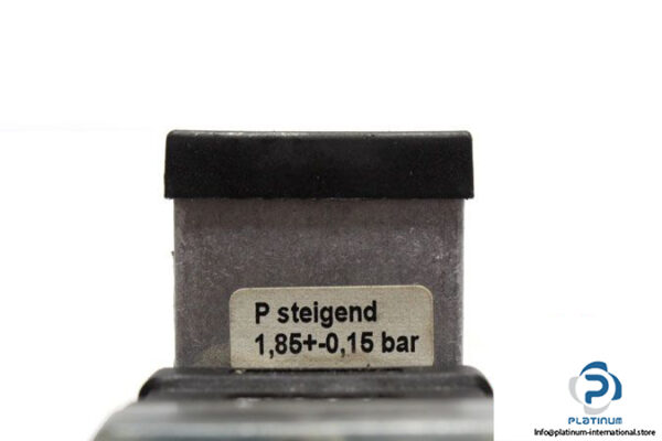 hydac-vr-2-d-0-_-l24-vacuum-switch-new-5