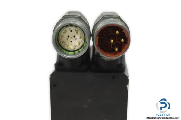 ssd-AC-M2N-0010-4_0-3-ac-servomotor-used-1