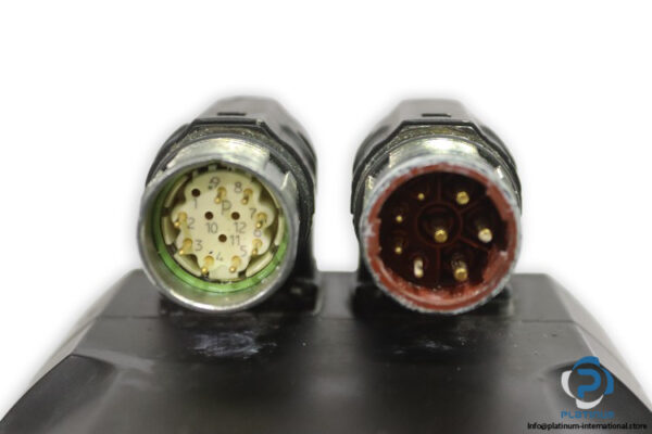 kollmorgen-DBL4-0530-30-Y-560-S-B-BP-servo-motor-used-1