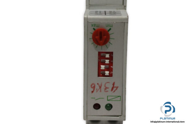 hsb-ZEW1-time-relay-(Used)-1