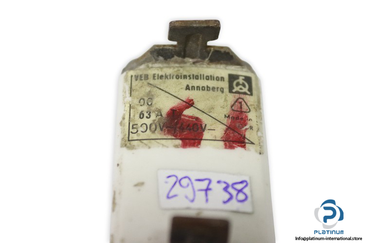 veb-elektroinstallation-63A-T-500V-fuse-link-(Used)-1