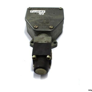 rexroth-r900383624-hydro-electric-piston-type-pressure-switch-2