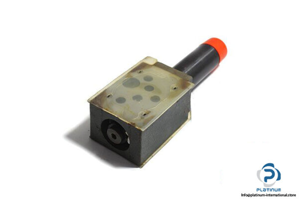 rexroth-zdr-10-da2-51_150y-pressure-reducing-valve-1