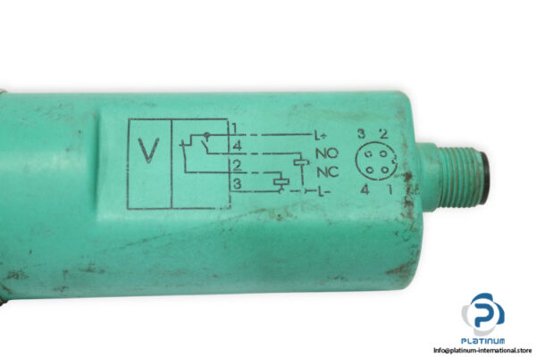 pepperl-fuchs-LVL1S-G3S-A2-V1-vibrating-limit-switch-(Used)-1