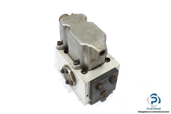 moog-d631-752c-servo-control-valve-3