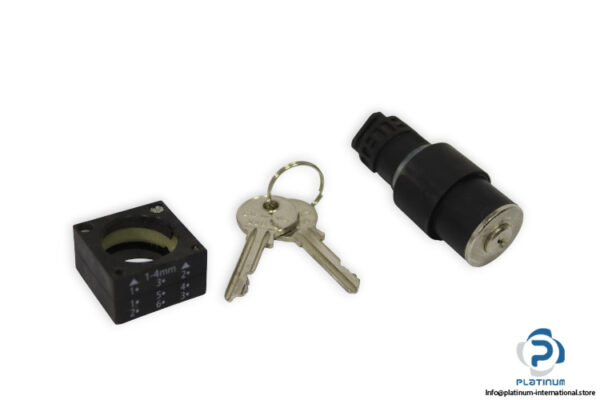 siemens-3SB3000-5LD11-key-operated-switch-actuator-(New)