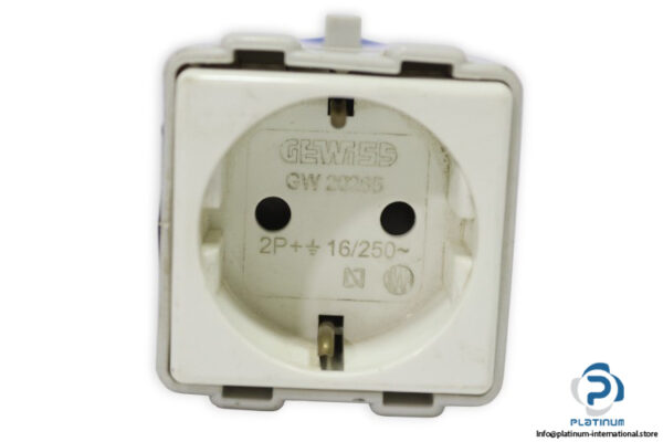 gewiss-GW-64-210-socket-outlet-(New)-2