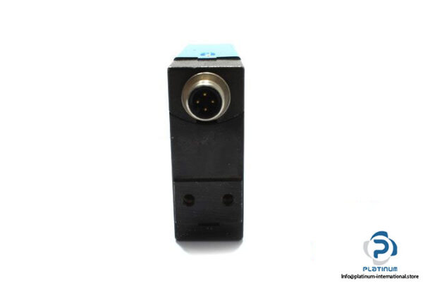 sick-wt24-b4101-photoelectric-proximity-sensor-3-2