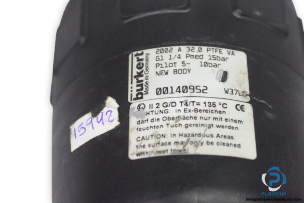 burkert-2002-A-32.0-PTFE-VA-angle-seat-valve-(new)-2