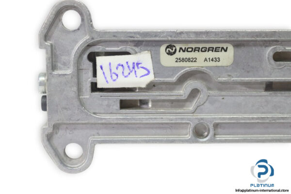 Norgren-2580822-valve-subbase(used)-1