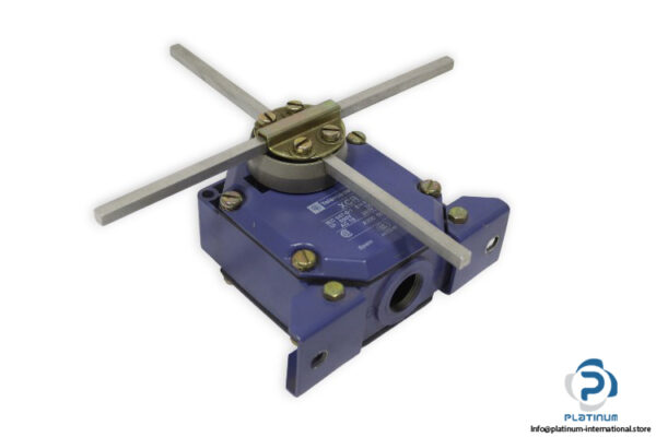 telemecanique-XCR-E18-limit-switch-(New)