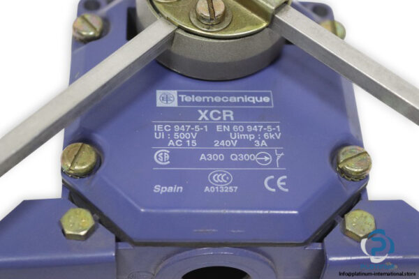 telemecanique-XCR-E18-limit-switch-(New)-2