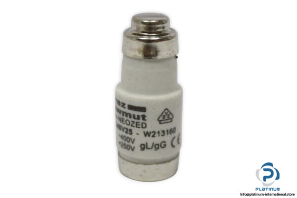ferraz-shawmut-D02GG40V25-25a-bottle-fuse-link-(New)-3
