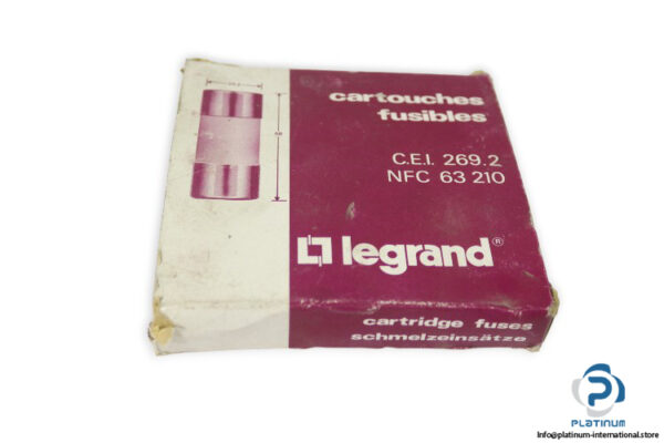 legrand-15320-GI-cylindrical-fuse-(New)-1