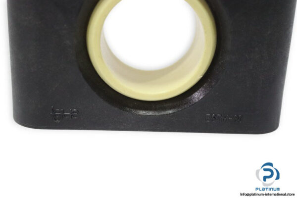 igus-ESTM-30-pillow-block-bearing-(new)-1