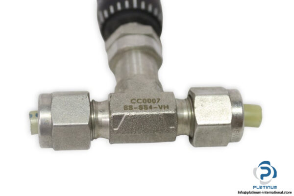Swagelok-ss-ss4-vh-metering-valve(used)-1