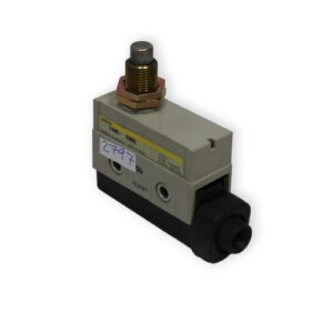 omron-D4MC-5000-limit-switch-(Used)