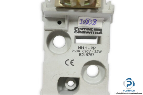 ferraz-shawmut-E218757-fuse-holder-(Used)-1
