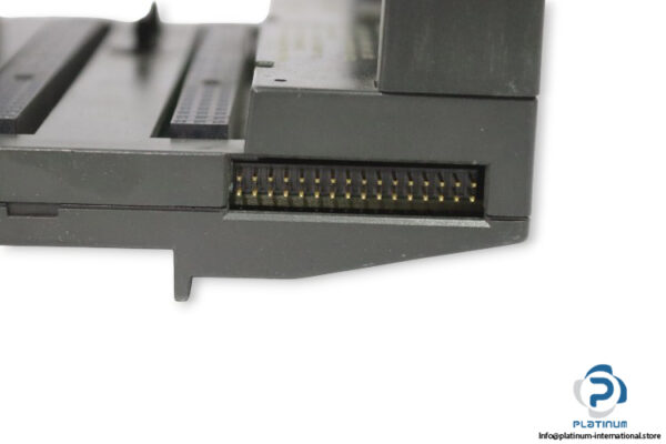 fanuc-ge-IC200CHS002B-i-o-carrier-box-(Used)-2