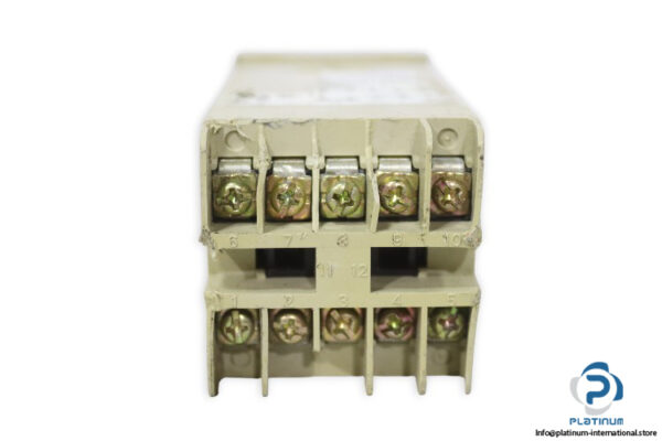 omron-H5BR-B-multifunction-digital-timer-(Used)-3