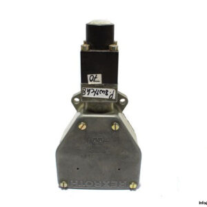 rexroth-r900383856-hydro-electric-piston-type-pressure-switch-2