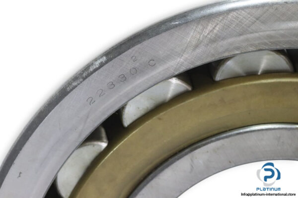 skf-22330-CK-spherical-roller-bearing-(new)-2