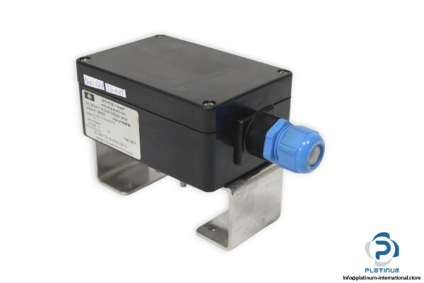 amg-pesch-2xnj2-11-n-g-v215-m20x15e-bl-pneumatic-actuator(new)