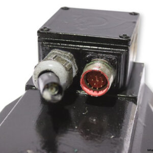 moog-FAS-N-2-M3-030-10-02-brushless-servomotor-(used)-1