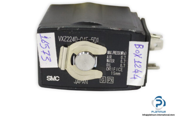 Smc-vxz2240-04f-5d1-single-solenoid-valve(used)-1