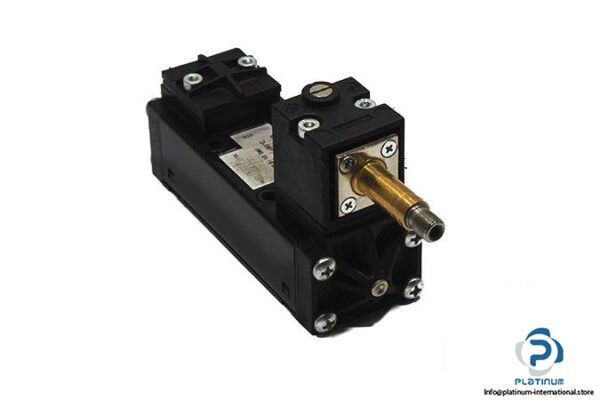 pneumax-1011.52.3.9.M3R-single-solenoid-valve