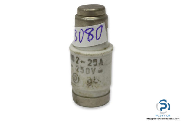 weber-D02-gl-25a-bottle-fuse-link-(Used)-2