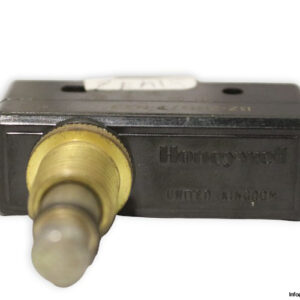 honeywell-BZ-2RQ77-N23-micro-switch-(Used)-1