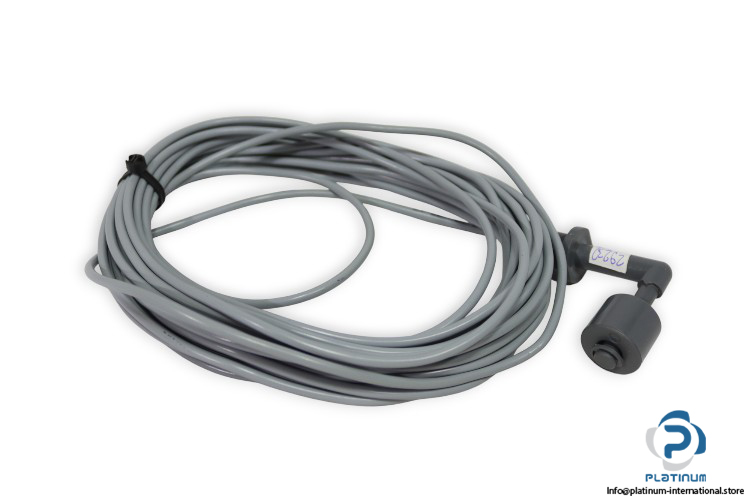 201810-10-27.17-connecting-cable-(New)