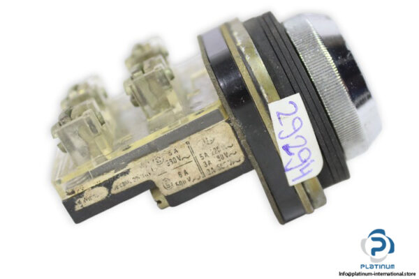 telemecanique-ZB2.RA91_XB2.M-push-button-contact-block-(Used)-1