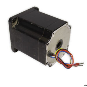 schneider-electric-BRS39ANS0230-stepper-motor-(used)-1