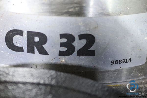 grundfos-CR32-4-2-A-F-A-E-HQQE-vertical-multistage-centrifugal-pump-(new)-2