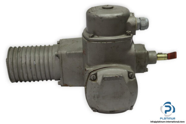 auma-SA-07.5-G0-583294K-multi-turn-electric-actuator-(used)-2